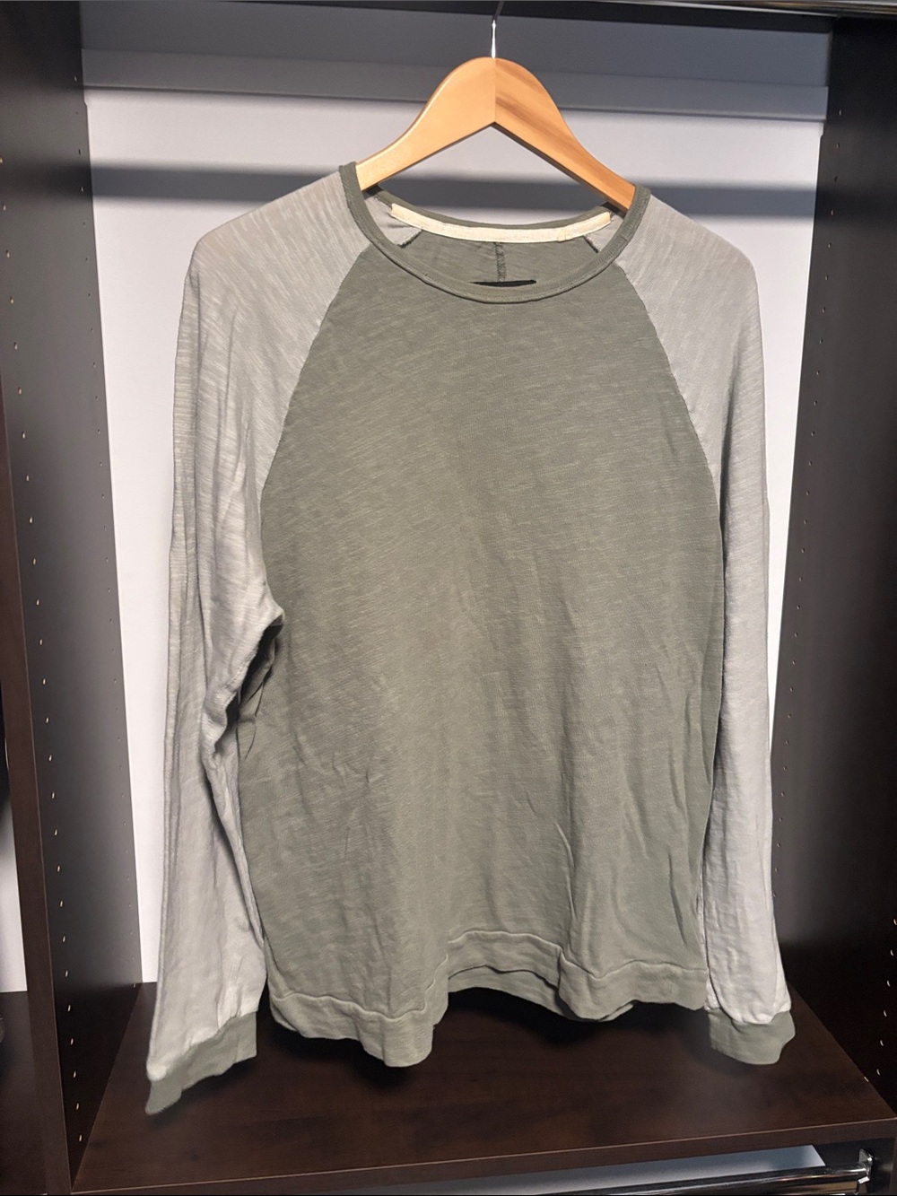 Rag & Bone Two-Tone Raglan Sweatshirt in Sage Green